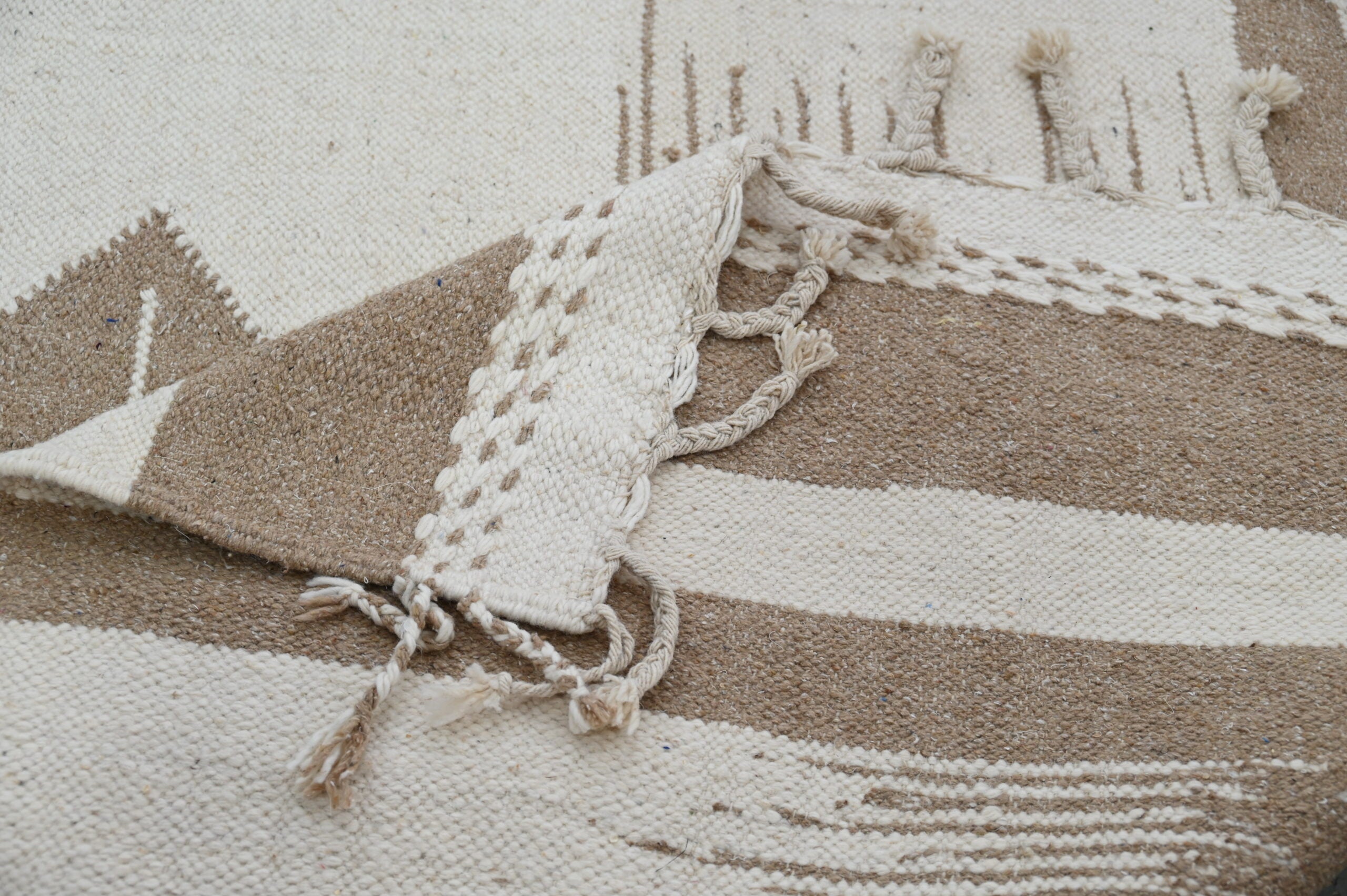 DecorBites™ Moroccan Handmade Azilal Rug 300x200cm