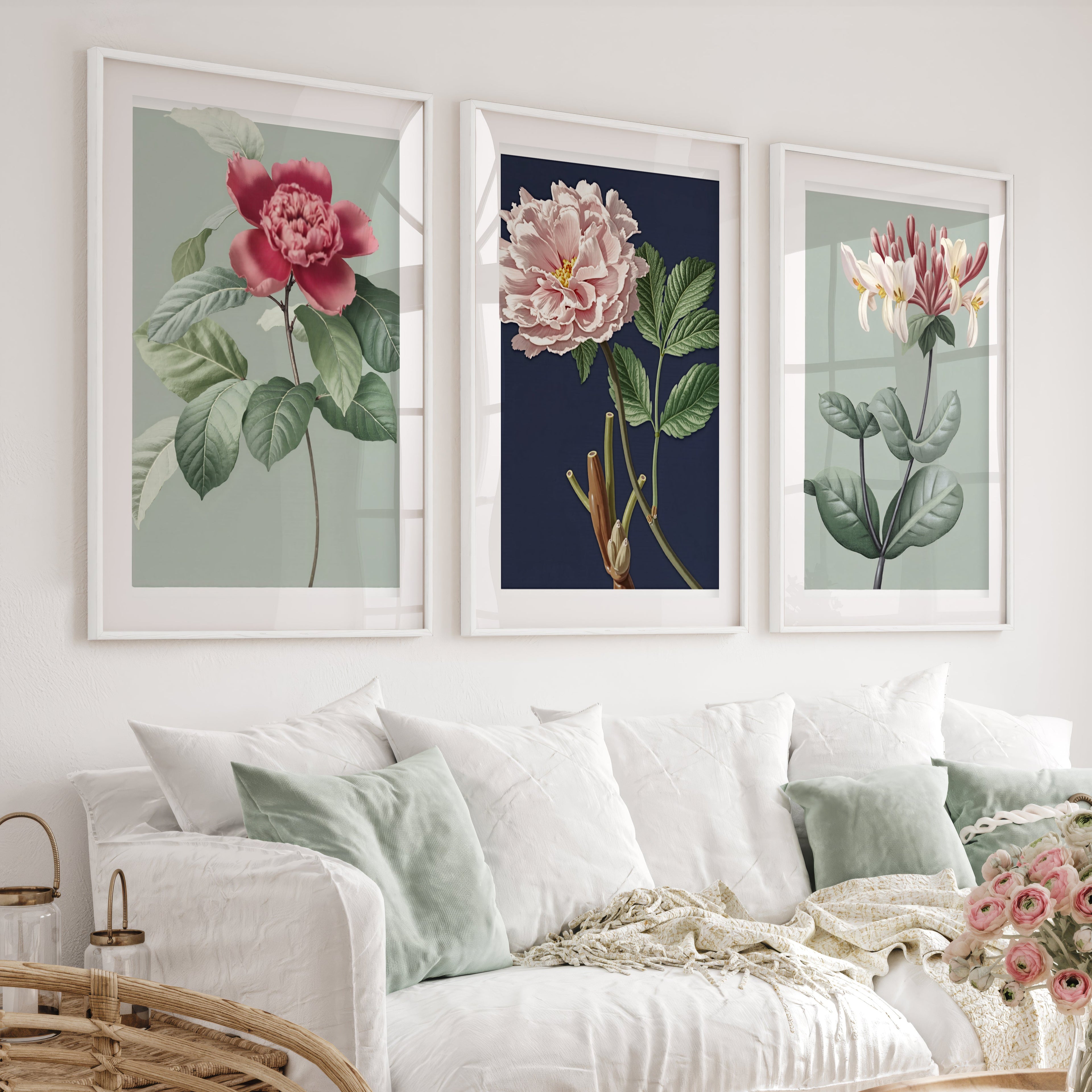 Vintage Botanical Wall Art Classic Flower Set of 3